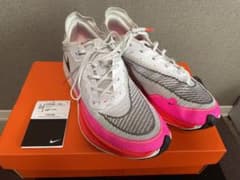 ナイキ　ヴェイパーフライ2  25.5のサムネイル