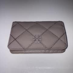 『まこ』様専用♡ TORY BURCH 折財布のサムネイル