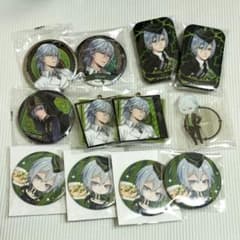 ツイステ シルバー 缶バッチ アクキー アクスタ まとめ - メルカリ