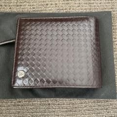 A.O.S ダークブラウン 二つ折り財布 未使用品のサムネイル