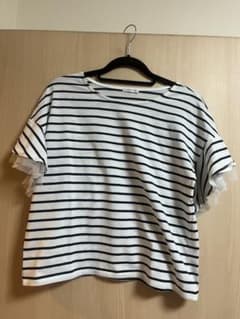 ストライプ フリル付き Tシャツのサムネイル