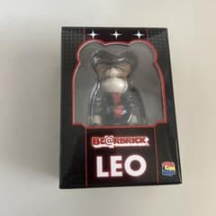 BE@RBRICK LEO 100% 山田涼介 REDのサムネイル