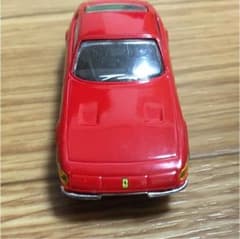 1/64スケール フェラーリ 365GTB4 デトイナ レッドのサムネイル