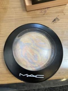M・A・C ミネラライズ スキンフィニッシュのサムネイル