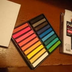ソルト様専用   ❤値下げ可能❤レジン着色料 18色❤のサムネイル