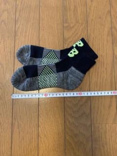 ママようこ様専用 adidasとNew Balanceキッズソックス 5足セットのサムネイル