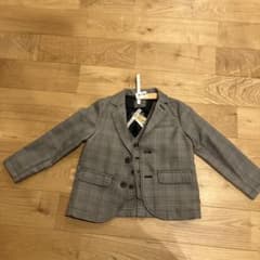 【美品】子110cm スーツ・ベスト・シャツボトムス　4点セット　ブランシェスのサムネイル
