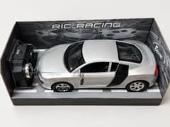 RIC RACING HIGH SPEED 8 ラジコンカー シルバー 箱付きのサムネイル
