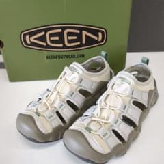 ●8/0630p14 KEEN スポーツサンダル ホワイト ベージュ グリーン ○8/0630p14 KEEN スポーツサンダル ホワイト ベージュ グリーン