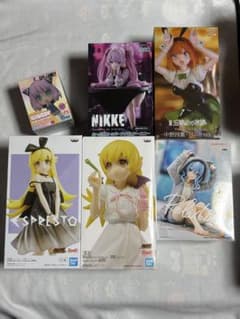 フィギュアセット計６点まとめ売り　星街すいせい 物語シリーズ　忍野忍等