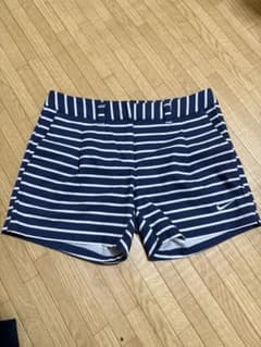 Nike ネイビー/ホワイトストライプ ショートパンツのサムネイル