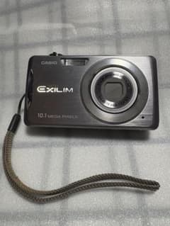 CASIO EXILIM EX-Z270　シルバー　 デジタルカメラのサムネイル