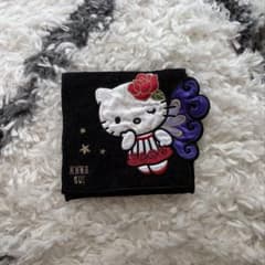 ANNA SUI ハローキティ ポーチ （タオルポーチ）のサムネイル