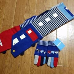 familiar・マフラー&手袋セットのサムネイル