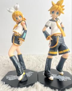 初音ミク フィギュア まとめ売り シナモロール 長靴をはいた猫 桜ミク