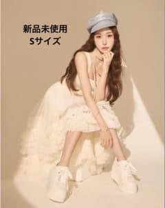 新品未使用 鈴木亜美さんスニーカーのサムネイル