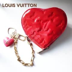 ルイヴィトン モノグラムヴェルニ ポルトモネクール ハート コイン