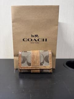 COACH シグネチャー 6連キーケース ブラウン　アメカジ　渋い　人気　有名のサムネイル