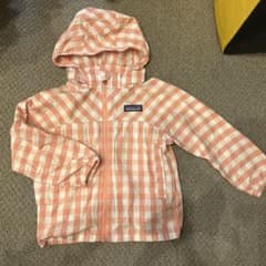 patagonia フード付きジャケット 2T ピンクチェックのサムネイル