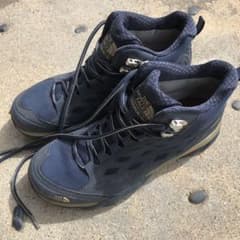 THE NORTH FACE トレッキングシューズ　GORE-TEXのサムネイル