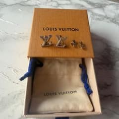 LOUIS VUITTON LV アイコニックピアス ゴールドのサムネイル