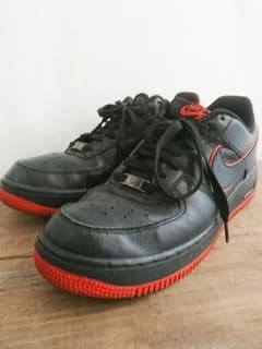 【値下げしました】NIKE エアフォースワン  26.5cmのサムネイル