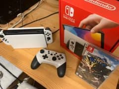 Nintendo Switch 有機EL コントローラー、モンハンライズセットのサムネイル