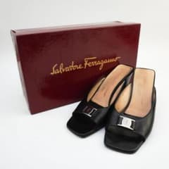 サルヴァトーレフェラガモ 7 24.0 オープントゥサンダル 黒 箱付/LD25