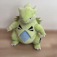 BigMore! バンギラス　特大ぬいぐるみ Amazon.co.jp: 三英貿易 ポケットモンスター BigMore! 特大ぬいぐるみ