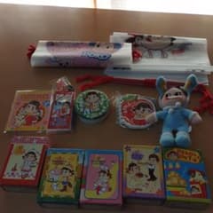 ぺこちゃん　フィギュア　缶バッジ　缶　袋のサムネイル