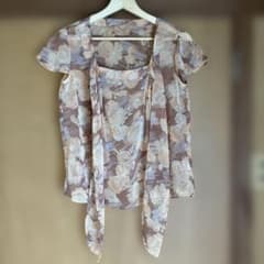 ALMA EN ROSE 花柄 半袖ブラウスのサムネイル