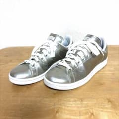 adidasスニーカー JPサイズ27㌢のサムネイル