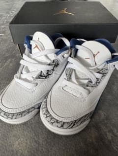 NIKE AIR JORDAN 3 RETRO キッズスニーカー 13cmのサムネイル