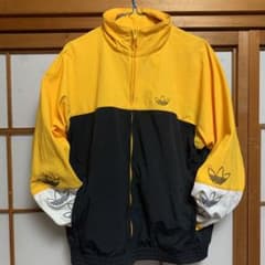 adidas originals ブルゾン ナイロンジャケットのサムネイル