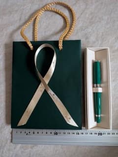 ロレックス ROLEX 緑色 グリーン ボールペン 本体 箱付き ロレックス ROLEX ボールペン グリーン ノベルティ - メルカリ