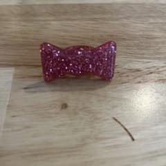 ピンク ラメ リボン リングのサムネイル
