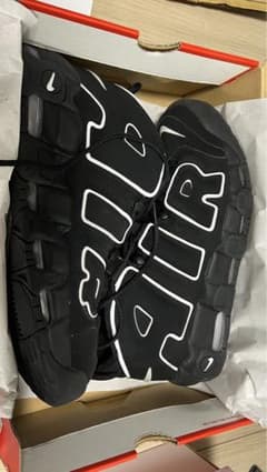 Nike Air More Uptempo Black/White(2020)のサムネイル