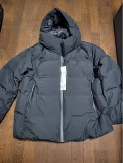 UNIQLO シームレスダウンパーカーのサムネイル