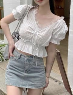 SHEIN フリルブラウスのサムネイル