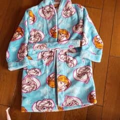 ガウン　アナ雪のサムネイル