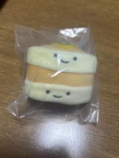 にっこりーノ ホットケーキ ぬいぐるみバッジのサムネイル