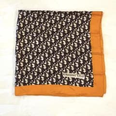 ディオール　スカーフのサムネイル