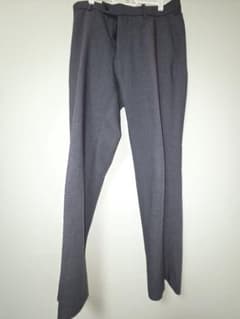 UNIQLO メンズ スラックス ウエスト82cm レングス73cmのサムネイル