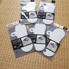 新品、未使用　ソックスハンガーのサムネイル