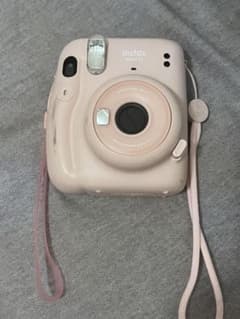 【箱無・フィルム3枚付】　チェキ　instax mini11のサムネイル