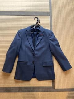 スーツ　140センチくらいのサムネイル