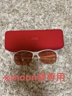 JINSのスポーツサングラスのサムネイル