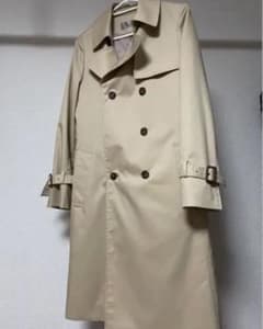 LES MUES ベージュ トレンチコートのサムネイル