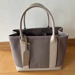 美品キャンバス トートバッグ 中型　ポーチ付きのサムネイル