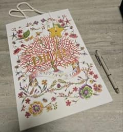 Dior ショップ袋 花柄 大きめのサムネイル